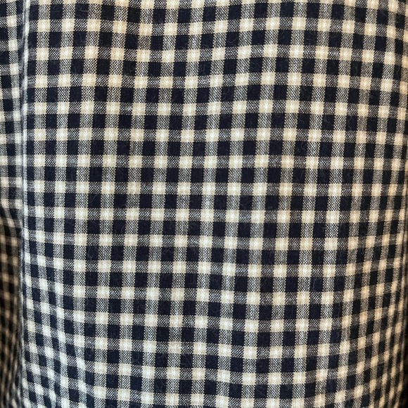 Haggar Men’s Button Down Dress Shirt - Picture 3 of 4